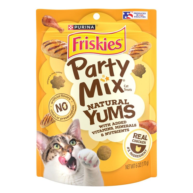 Purina Friskies Party Mix Chicken Natural Yums Crunchy Cat Treats - 6oz