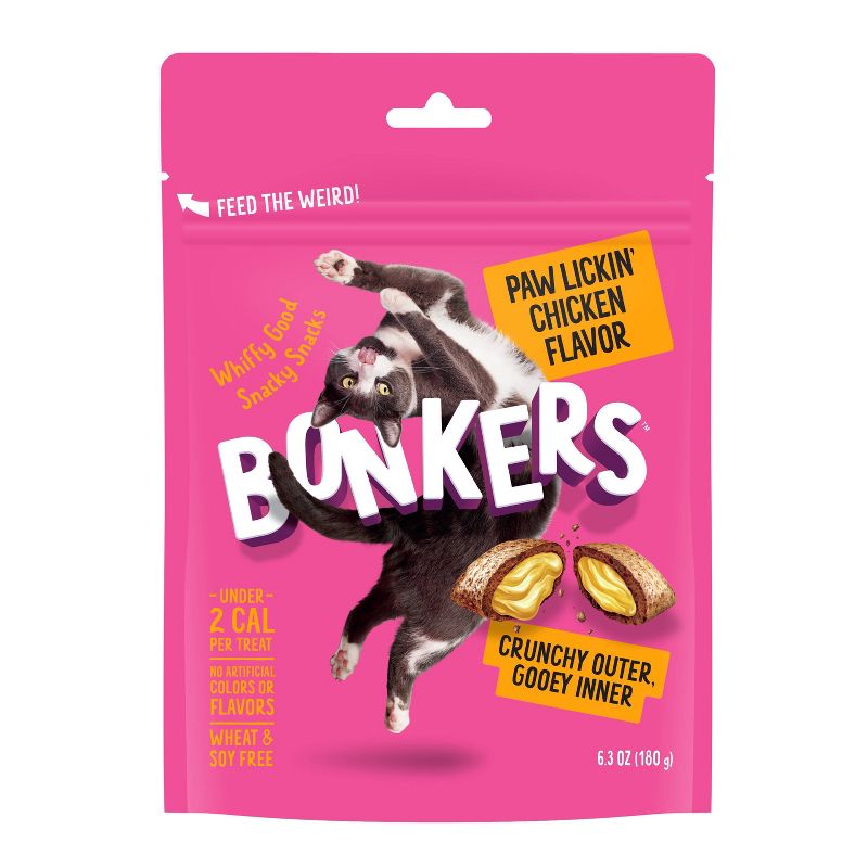 Bonkers Bites Paw Lickin' Chicken Flavor Crunchy Cat Treats - 6.3oz
