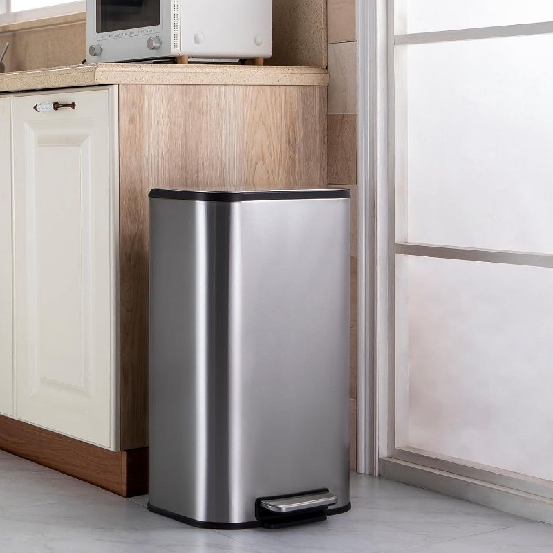 Stainless Steel Trash Can 8 Gal/30L with Lid, Step-On Pedal and Inner Bucket, Rectangular Design for Kitchen Office Living Room