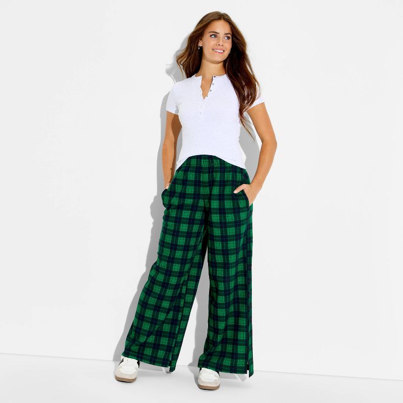 Women's DK Ground Plaid Graphic Sweatpants - Forest Green M