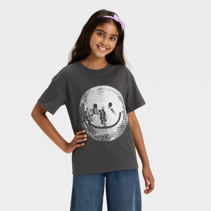 Girls' Short Sleeve Oversized Graphic T-Shirt - Cat & Jack™ Charcoal Gray S