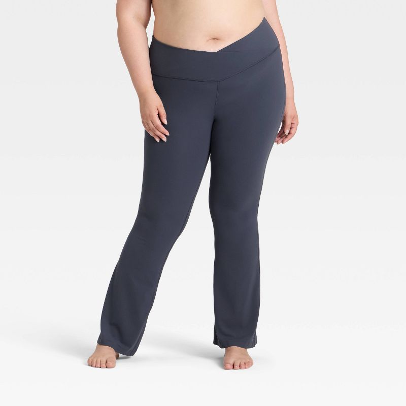 Women's Everyday Soft Crossover Flare Leggings - All In Motion™ Navy Blue 3X