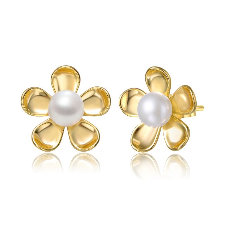 Guili Sterling Silver 14K Gold Plated Earrings with White Freshwater Pearl, Featuring a Beautiful Blooming Daisy Flower Stud Design