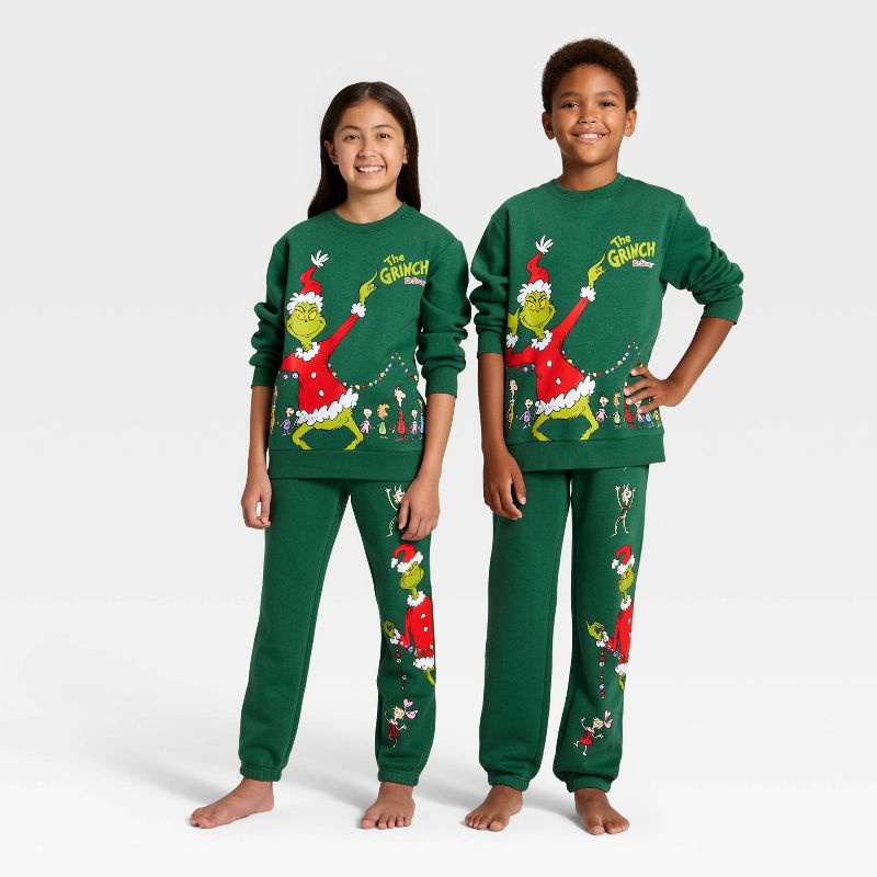 Kids' Dr. Seuss The Grinch Evergreen Fleece Sweatpants - Dark Green S