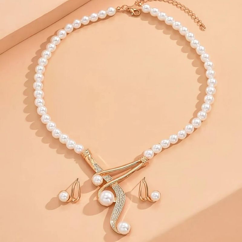 Luupatchy Elegant Artificial Pearl Jewelry Set- Gold-Tone Necklace and Earrings for Women