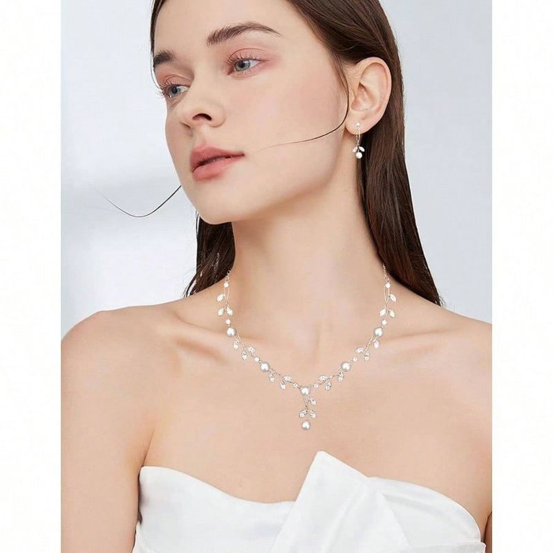 Luxury Jewelry Set: Austrian Crystal & Pearl Floral Necklace & Dangle Earrings for Wedding & Birthday Silver Standard