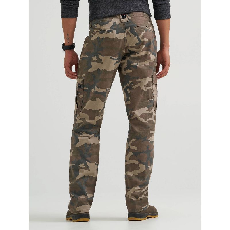 Wrangler Men's ATG Regular Fit Straight Leg Sierra Cargo Pants - Camo 32x30